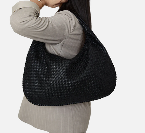 Azelia - Black